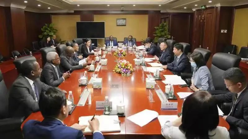 1686572949453563.jpg 640-3.jpg