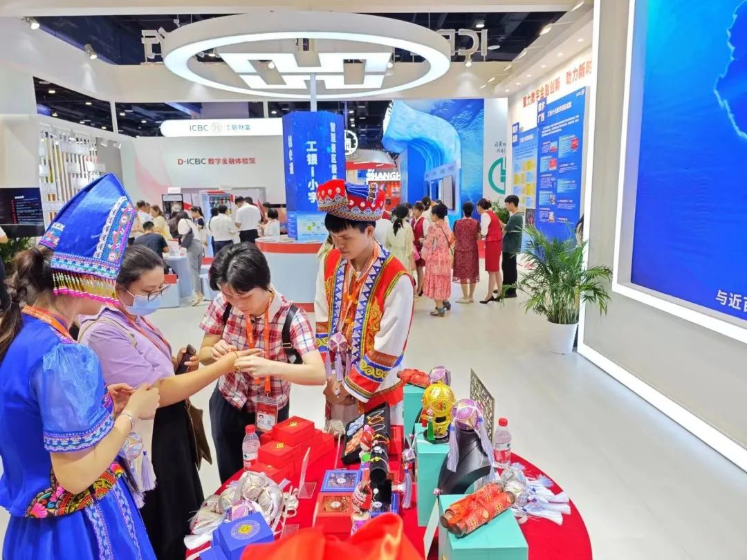 1695063803786859.jpg 640-3.jpg