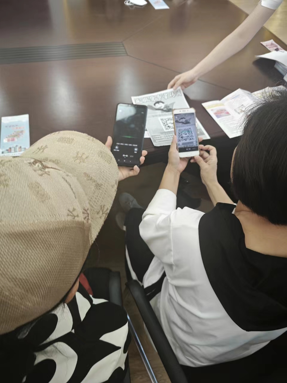 1695610560211890.jpg WechatIMG25201.jpg