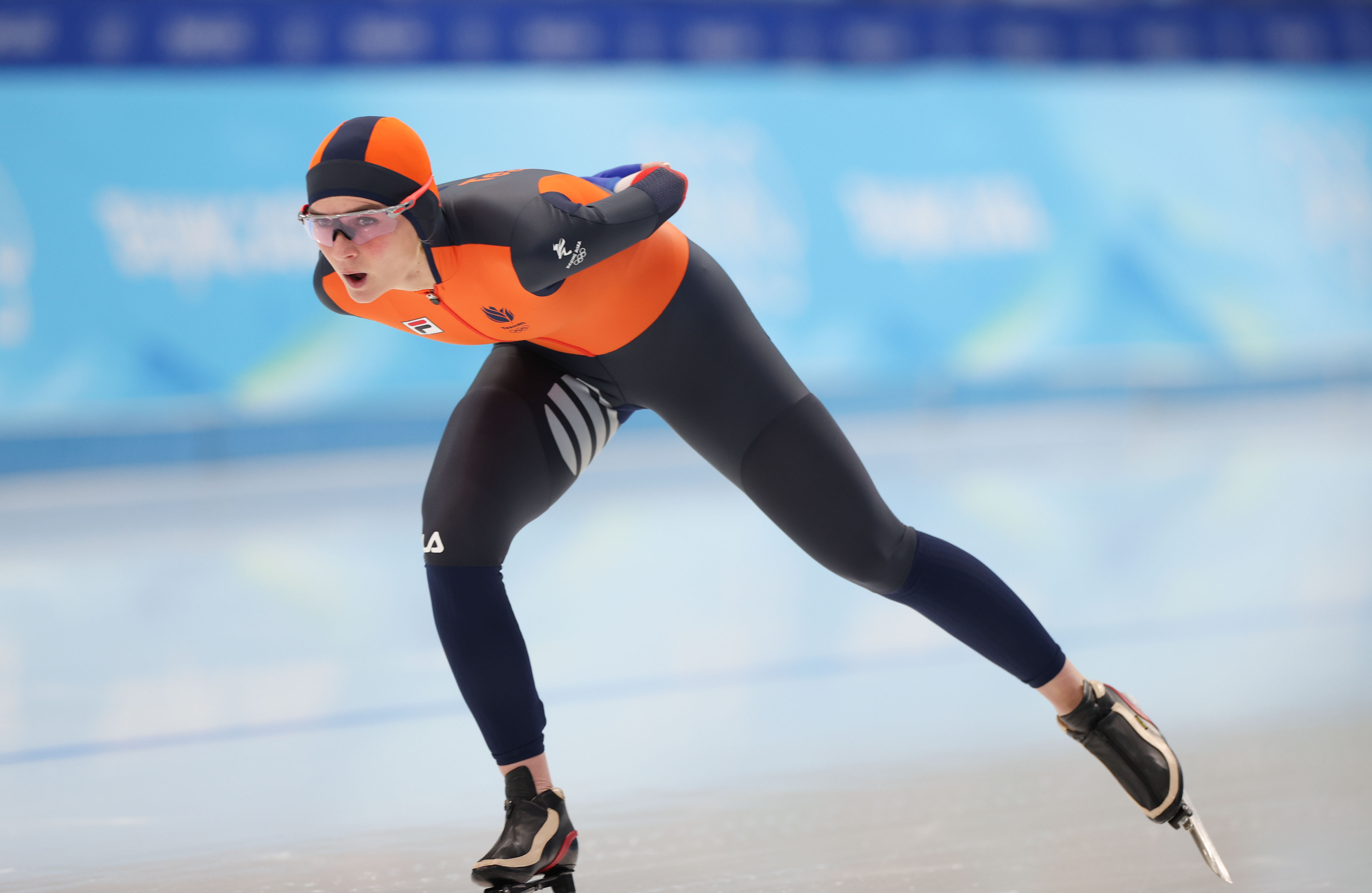 1644059632233080.jpg 荷兰选手速度滑冰夺得冠军.JPG