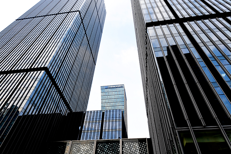 1589162122650628.jpg 2018年1月6日上海陆家嘴1-166-建设银行.jpg