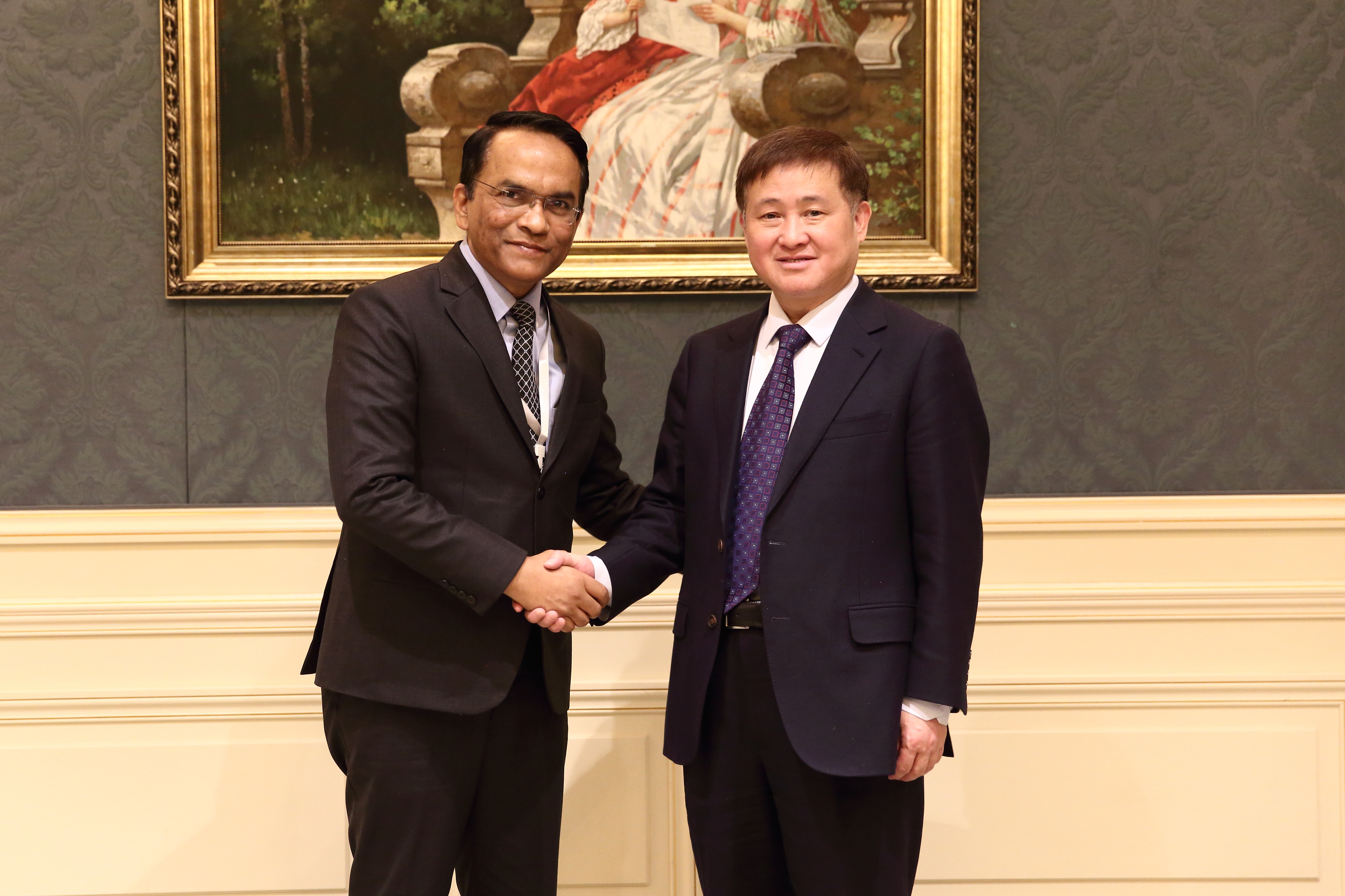 1769683748981452.jpg 2026012910513729384.jpg