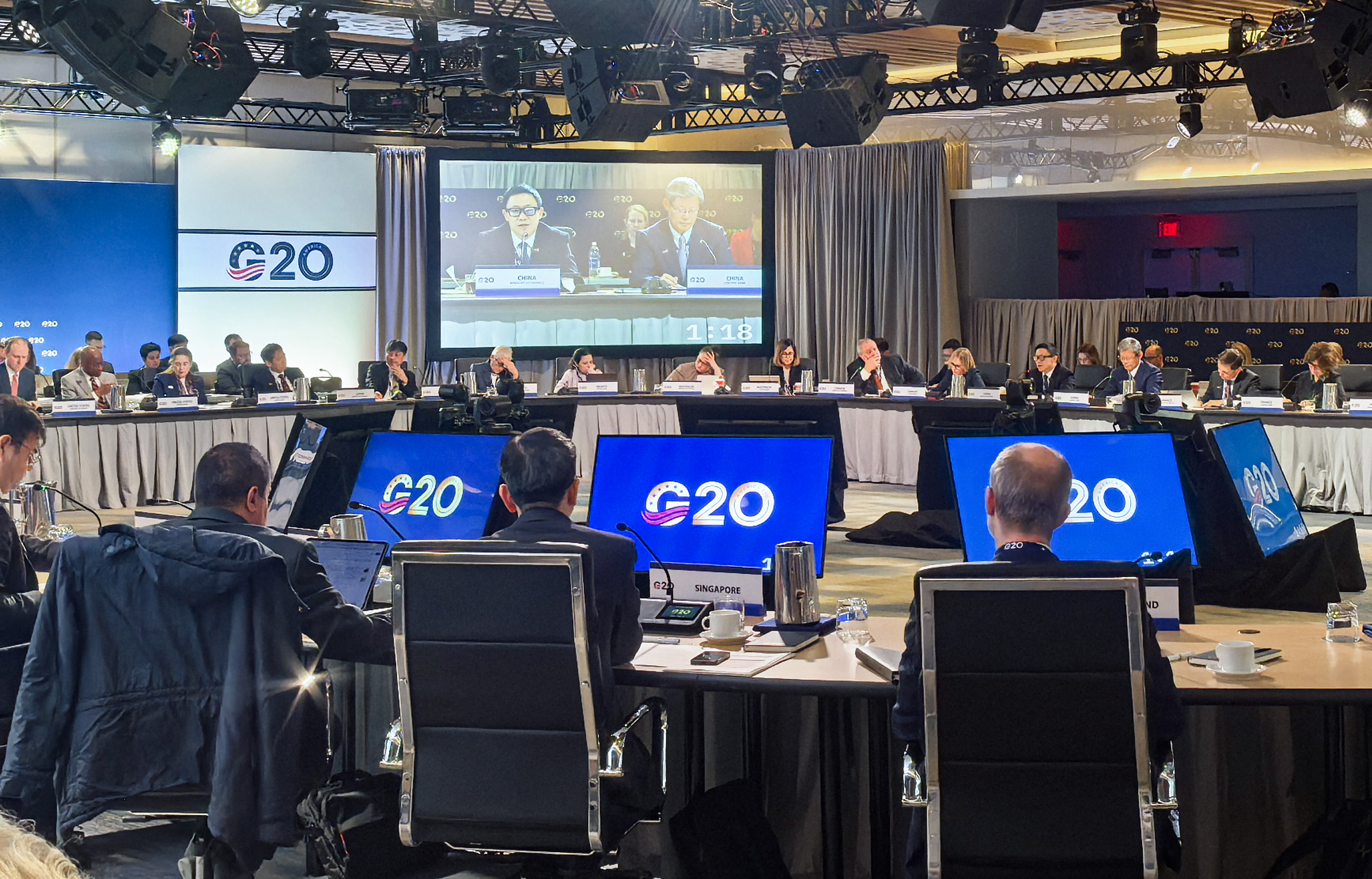 1765980995596862.jpg W020251217386612858883.jpg