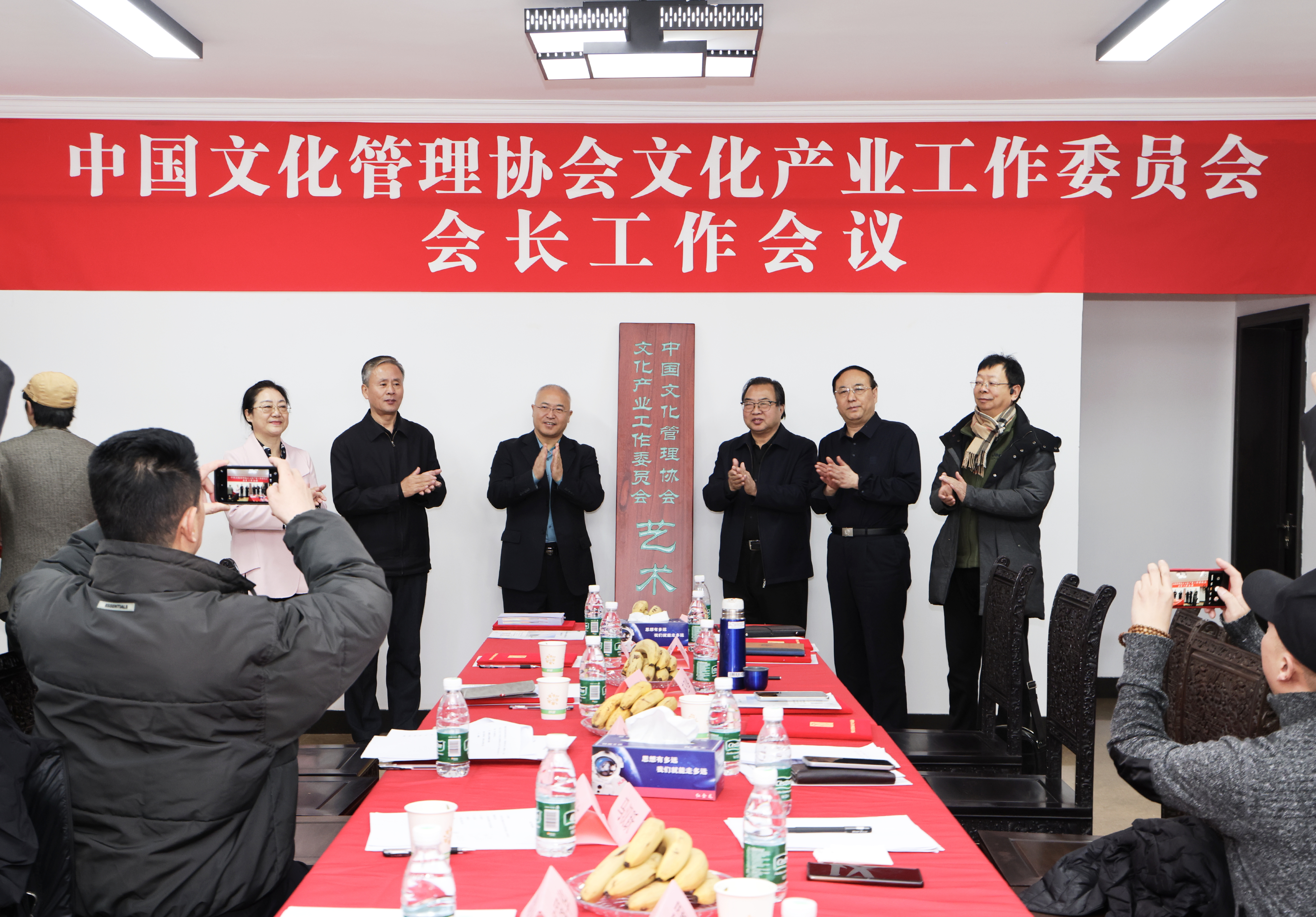 1740652587576529.jpg 1.jpg