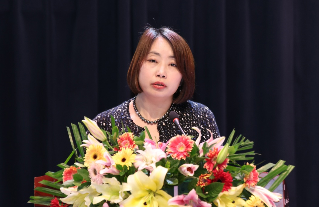 1733443573124587.jpg 19-第十二届颁奖仪式合影-赵洁.jpg