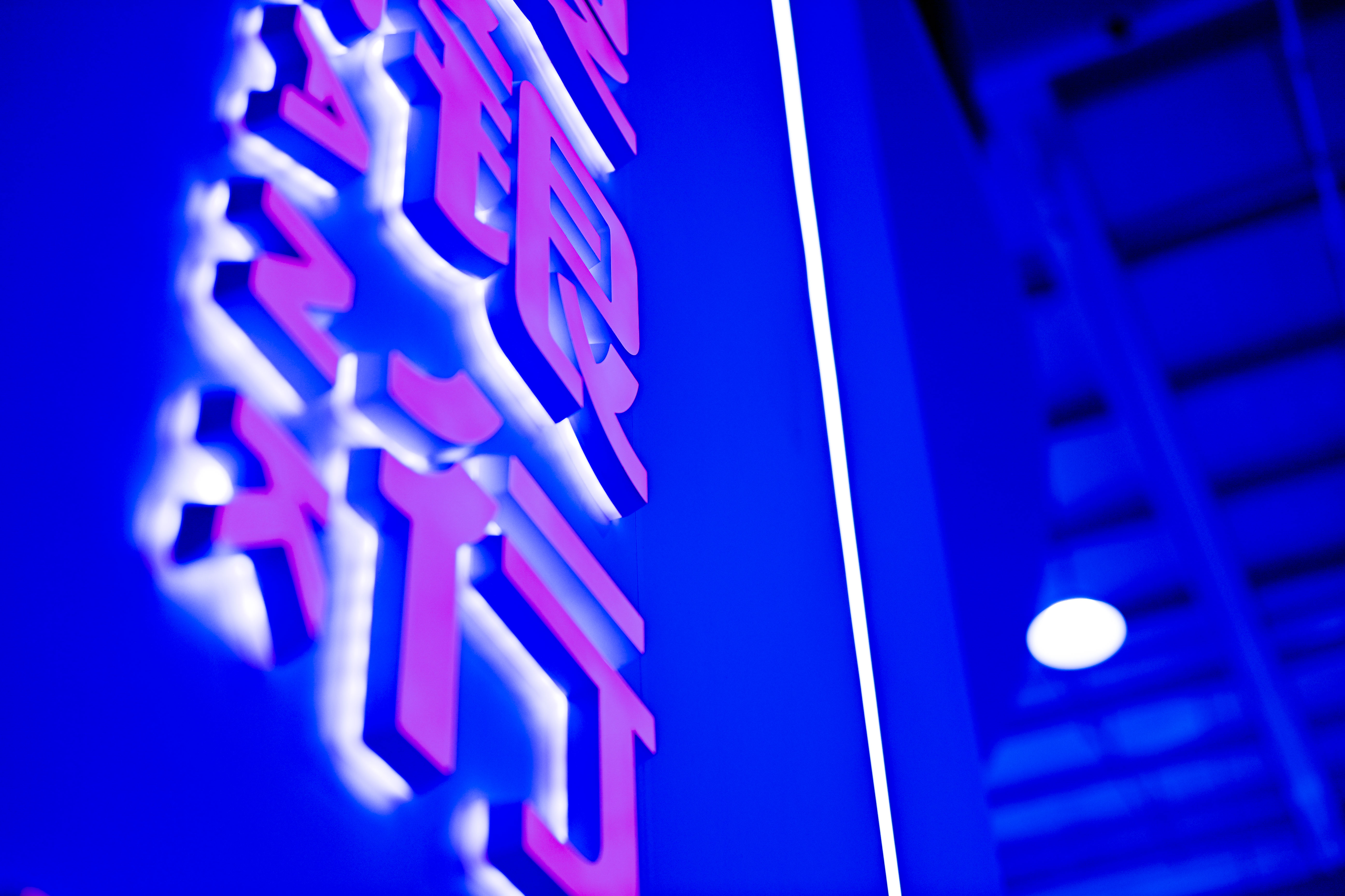 1735344695872945.jpg 银行-4.jpg