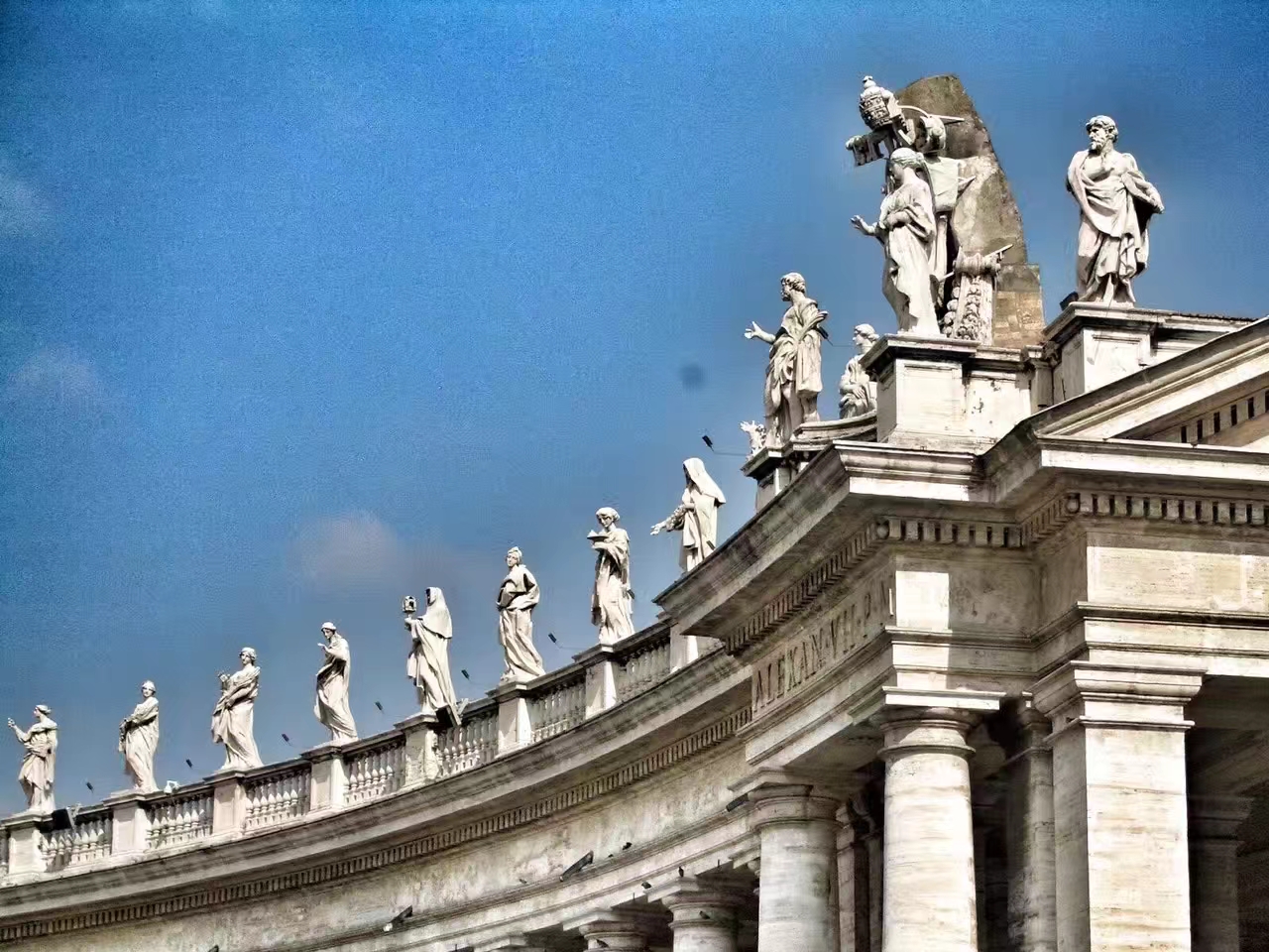 1704213272115923.jpg WechatIMG17.jpg