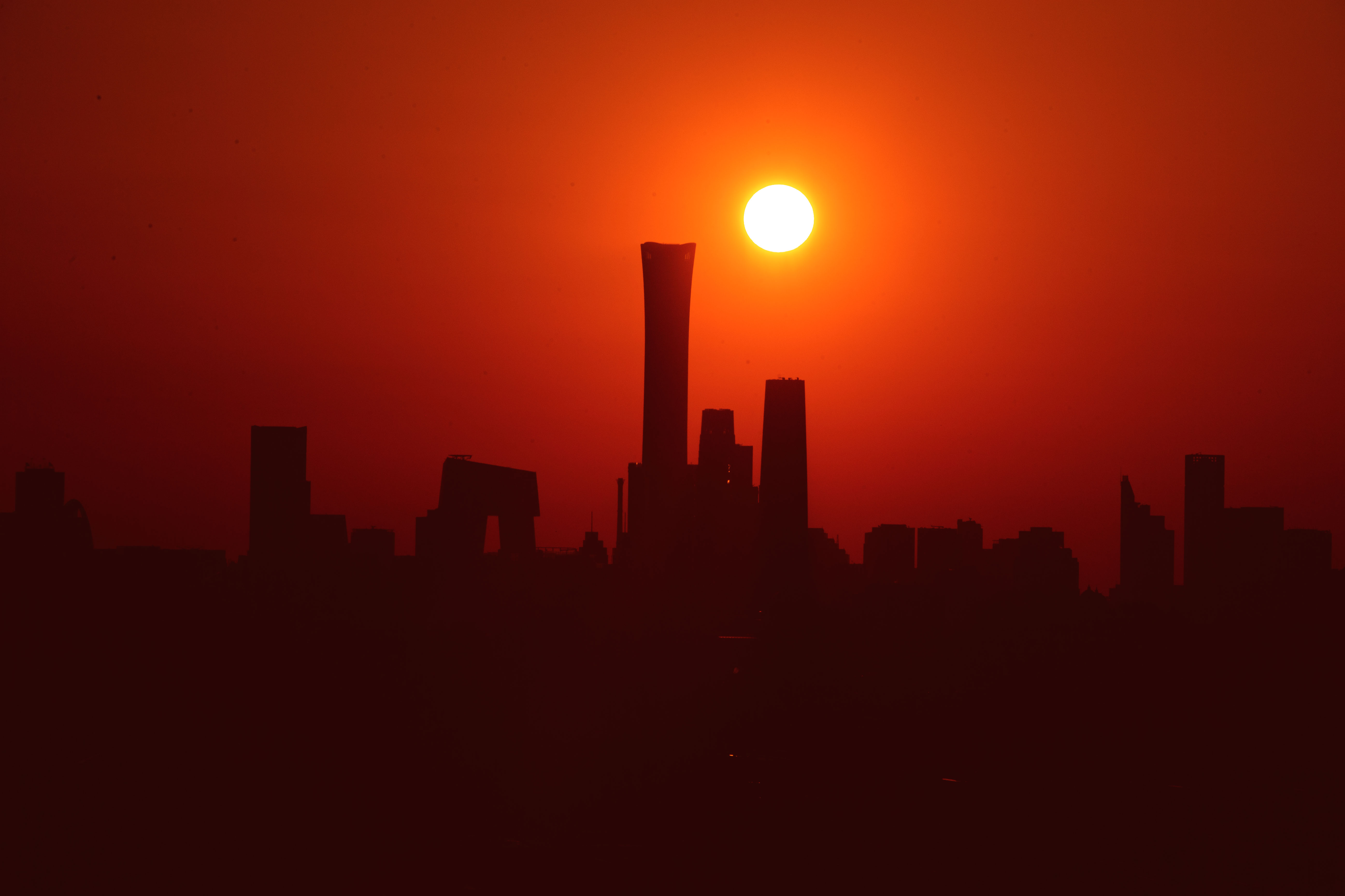 1709864462495651.jpg 2024年3月8日办公室拍摄中国尊日出-9.jpg