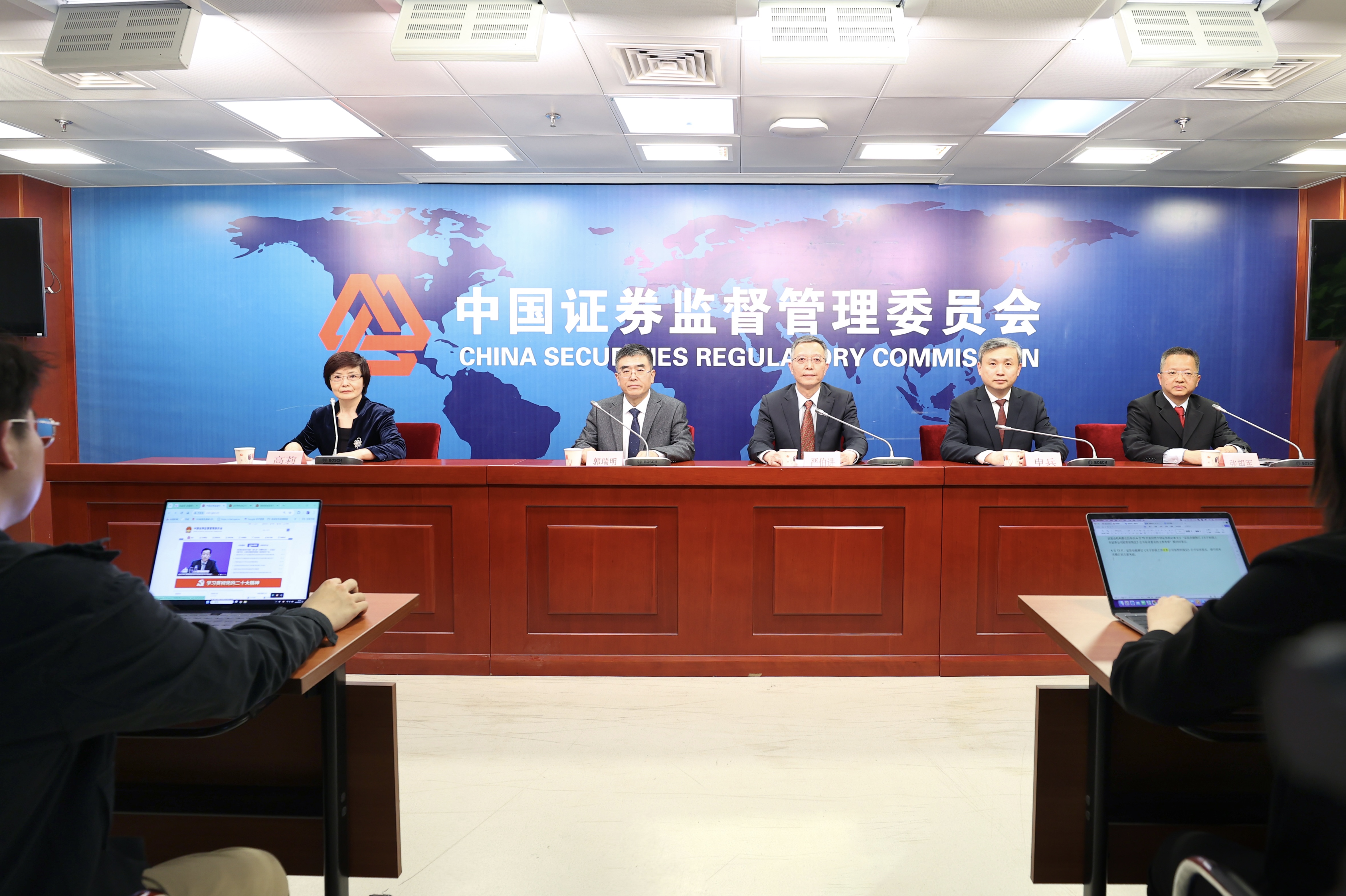 1712977129820459.jpg 1.jpg