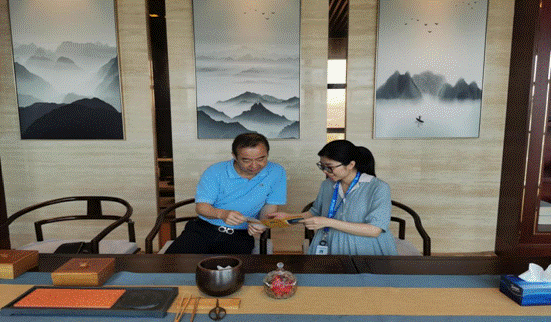 �����������ŷ��пͻ����������ã��ң����ų�������С΢���ڲ�Ʒ��