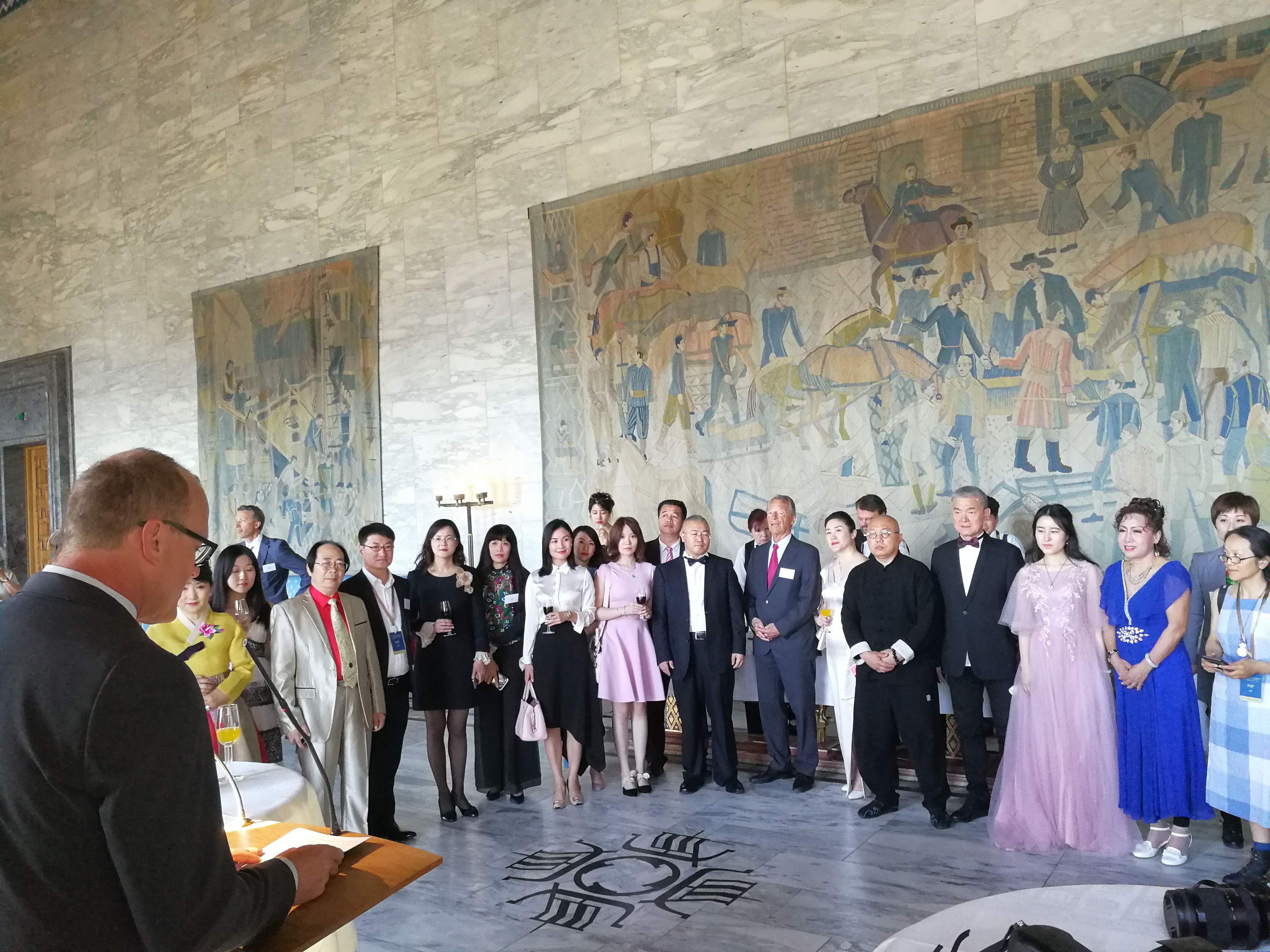 1567142701138443.jpg image_1547419287.519443.jpg