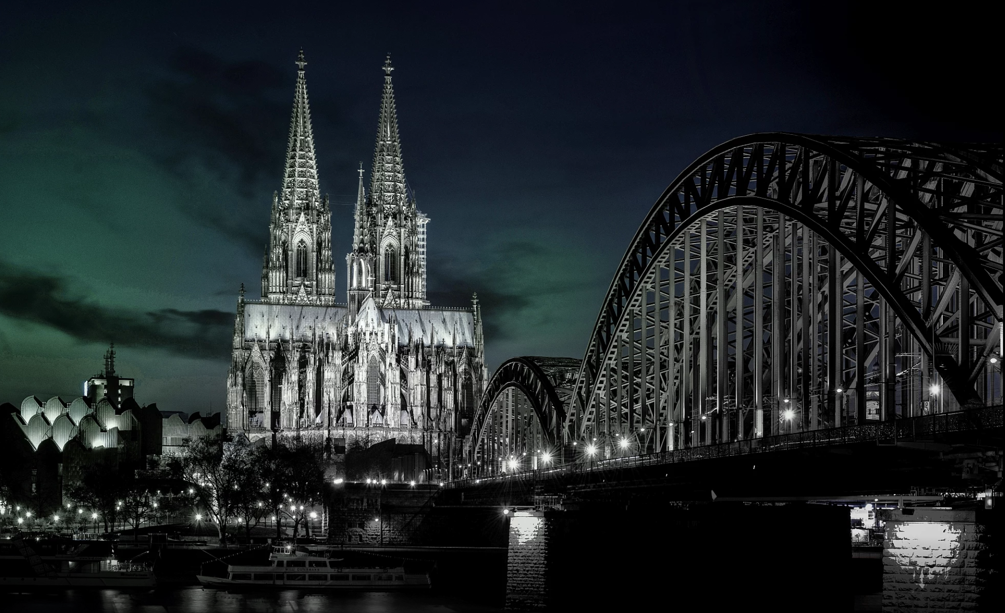 1563954814942058.png 德国-科隆大教堂.png